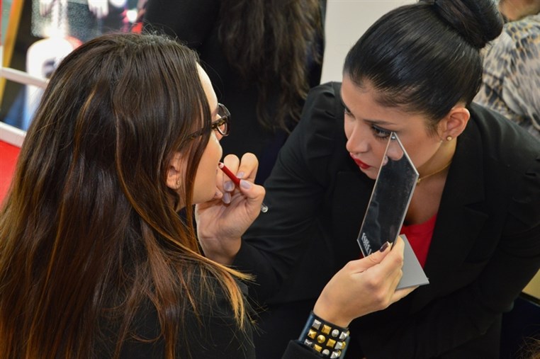 Estee Lauder Lipstick Envy Event